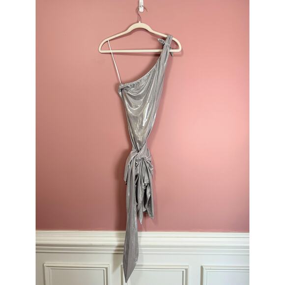 Show Me Your Mumu Genevieve One-Shoulder Wrap Mini Dress Silver Size XS - Picture 3 of 8